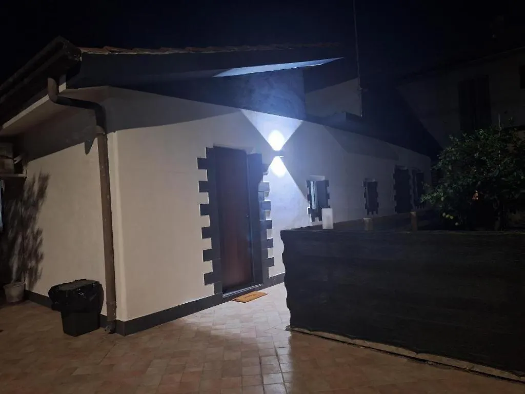 Prince Airport House Katania 0*,