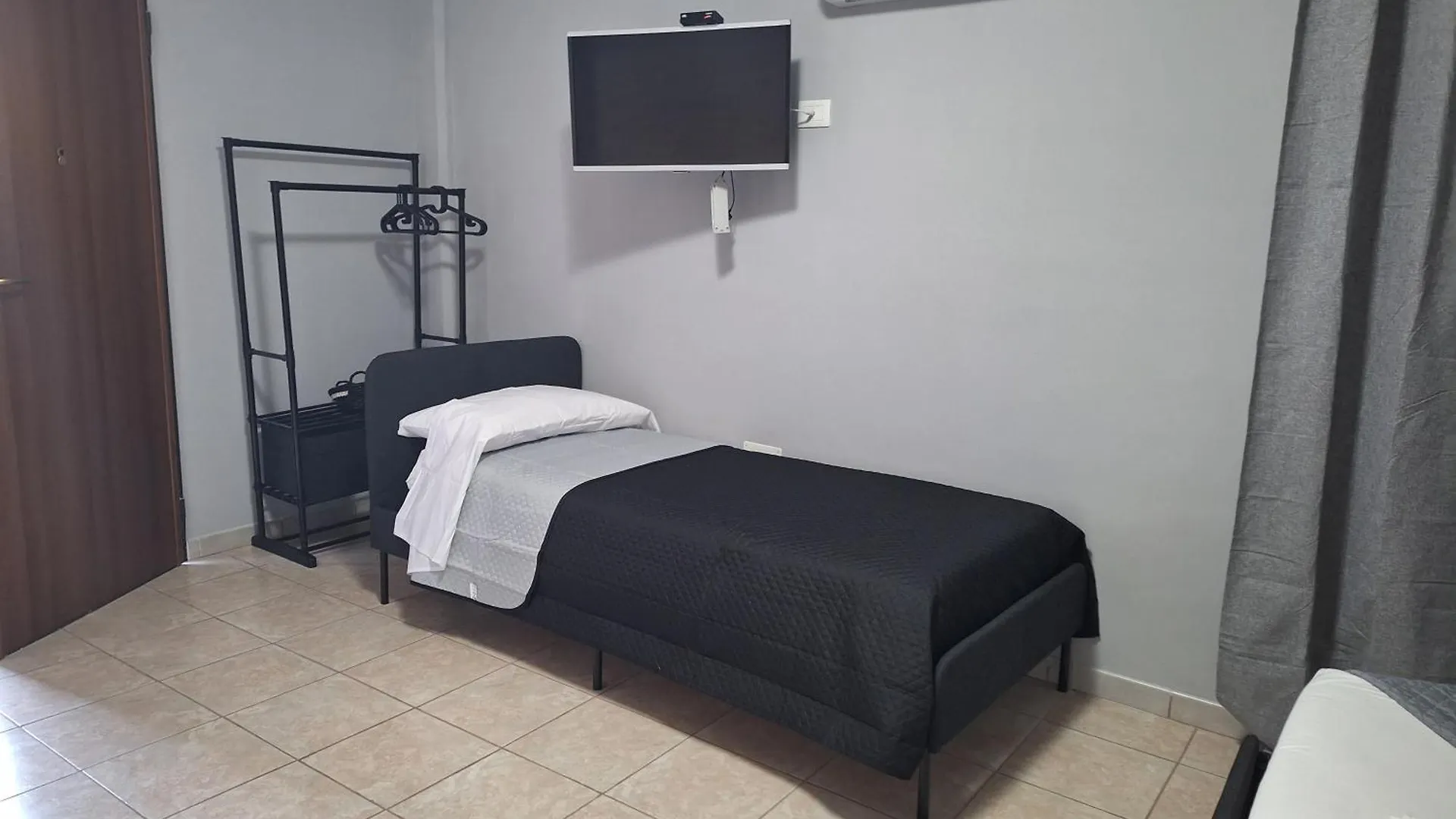 Holiday home Prince Airport House Catania
