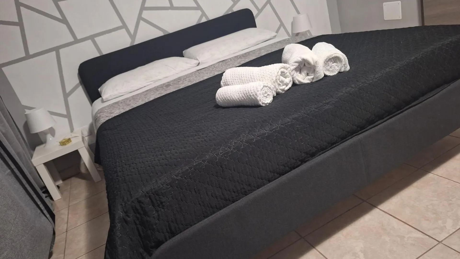 Holiday home Prince Airport House Catania